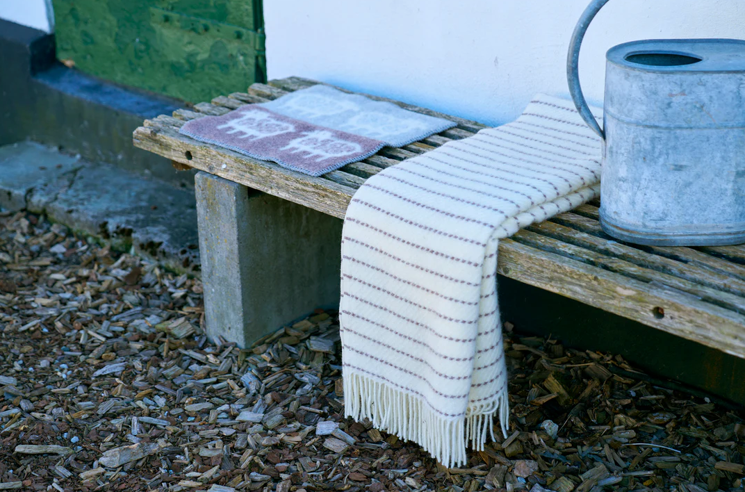 Klippan Craft Throw: White/Cork Klippan