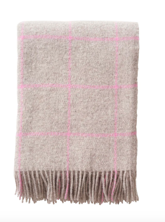 Klippan Vinga Throw Wool Blanket | Pink