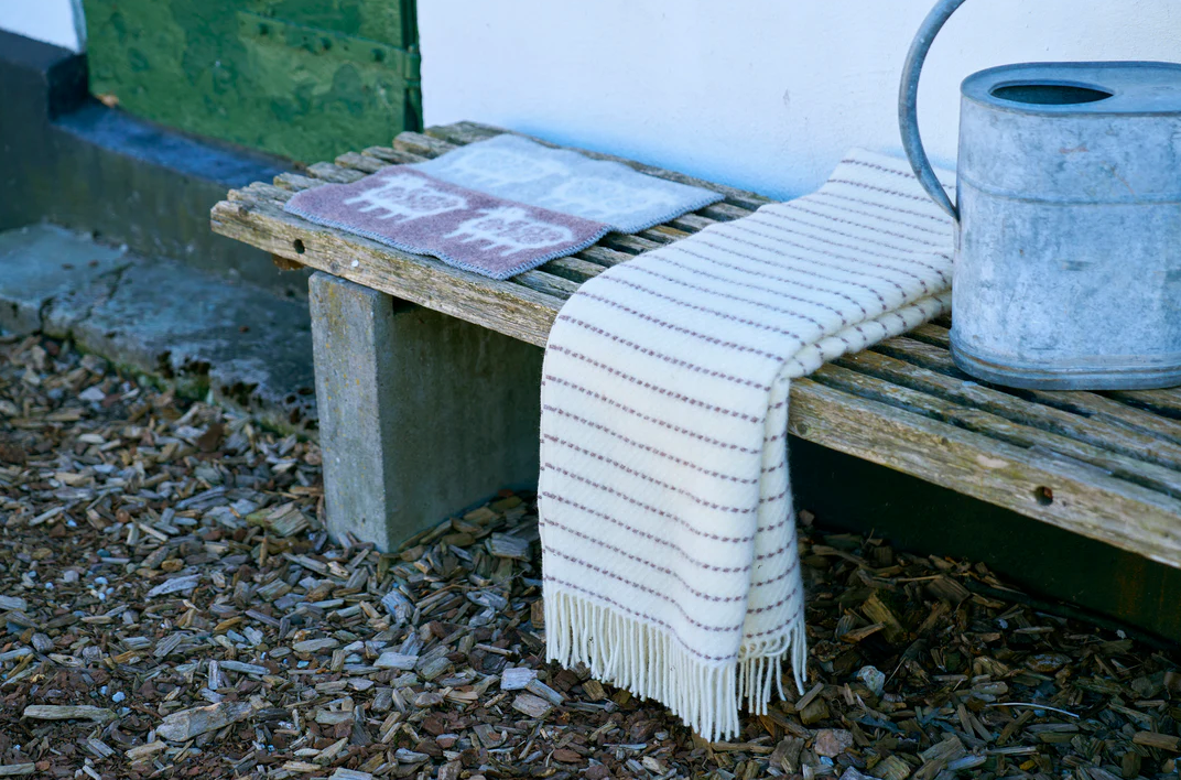 Klippan Craft Throw: White/Cork