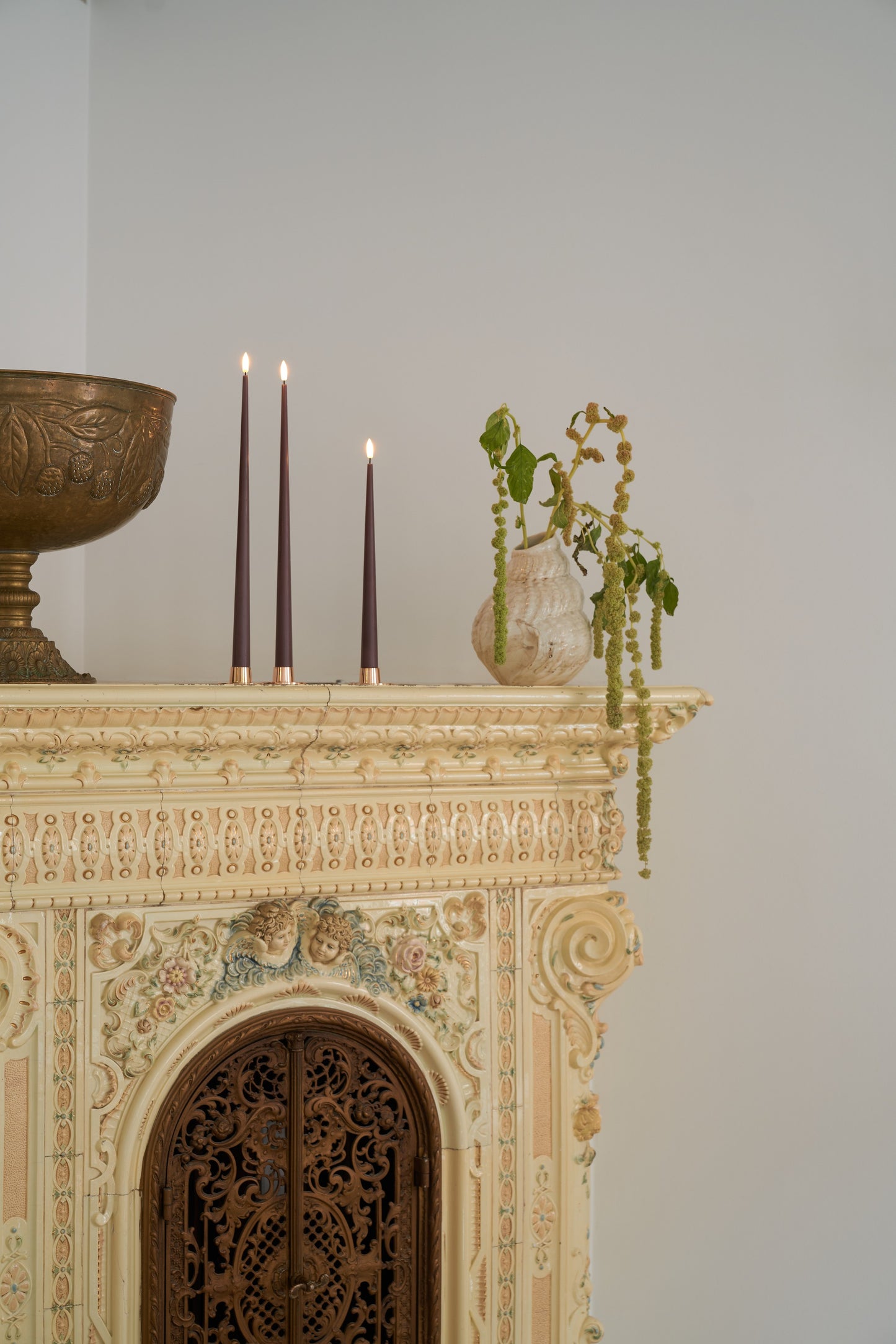 Ester & Erik Candle Holder: Gold